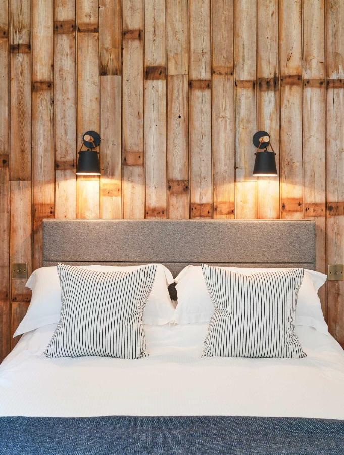 Bed and Breakfast Bird & Carter Fonthill Fonthill Bishop Экстерьер фото