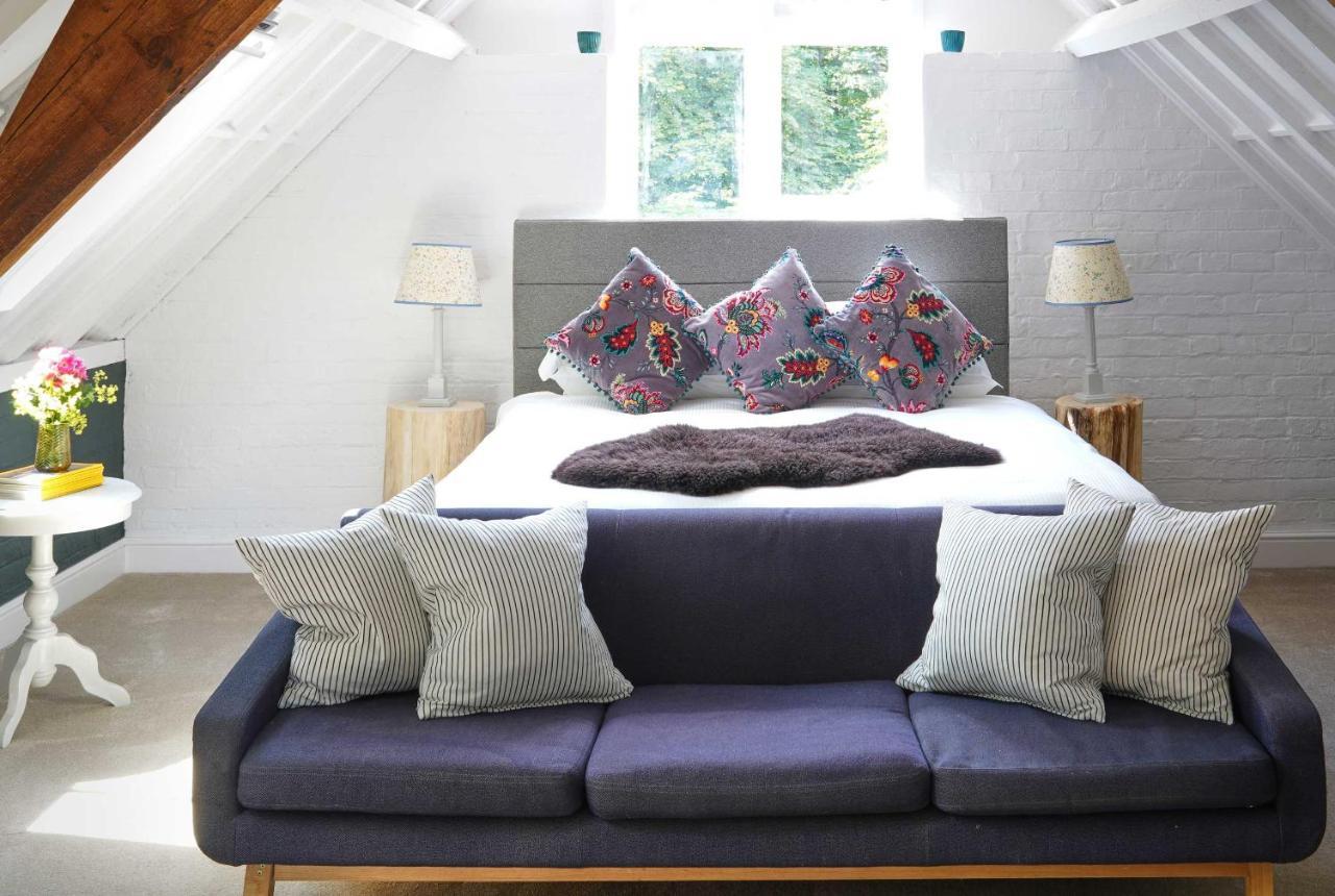 Bed and Breakfast Bird & Carter Fonthill Fonthill Bishop Экстерьер фото