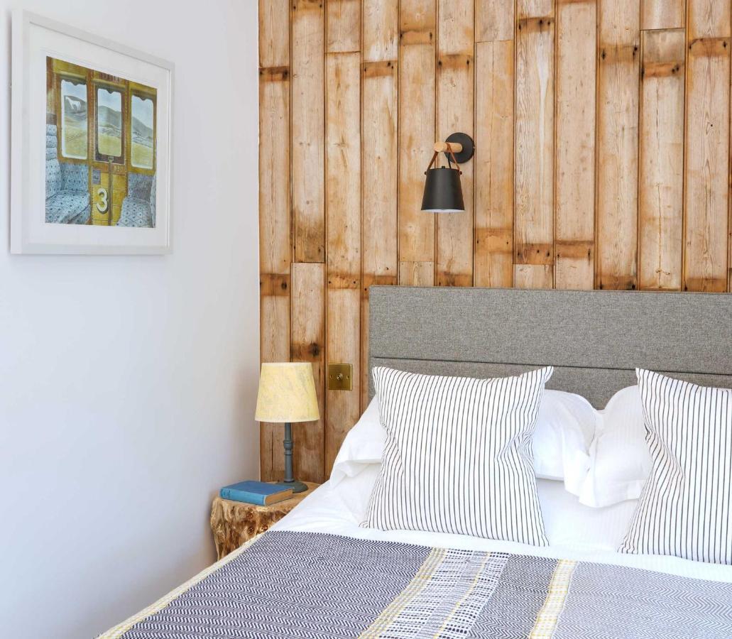 Bed and Breakfast Bird & Carter Fonthill Fonthill Bishop Экстерьер фото